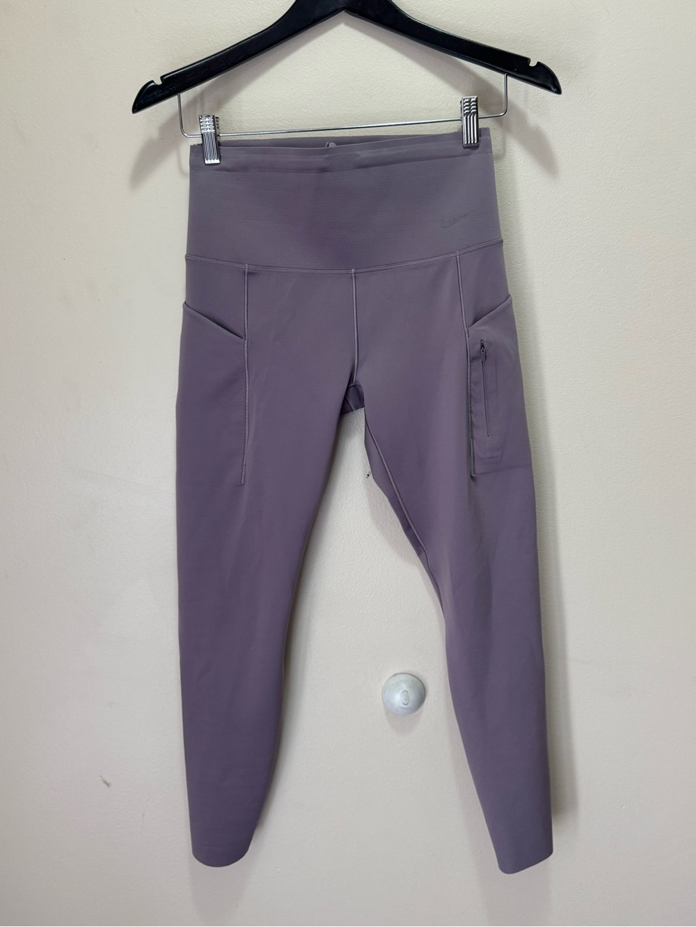 Nike Go Dri-FIT Firm-Support High-Waisted Leggings